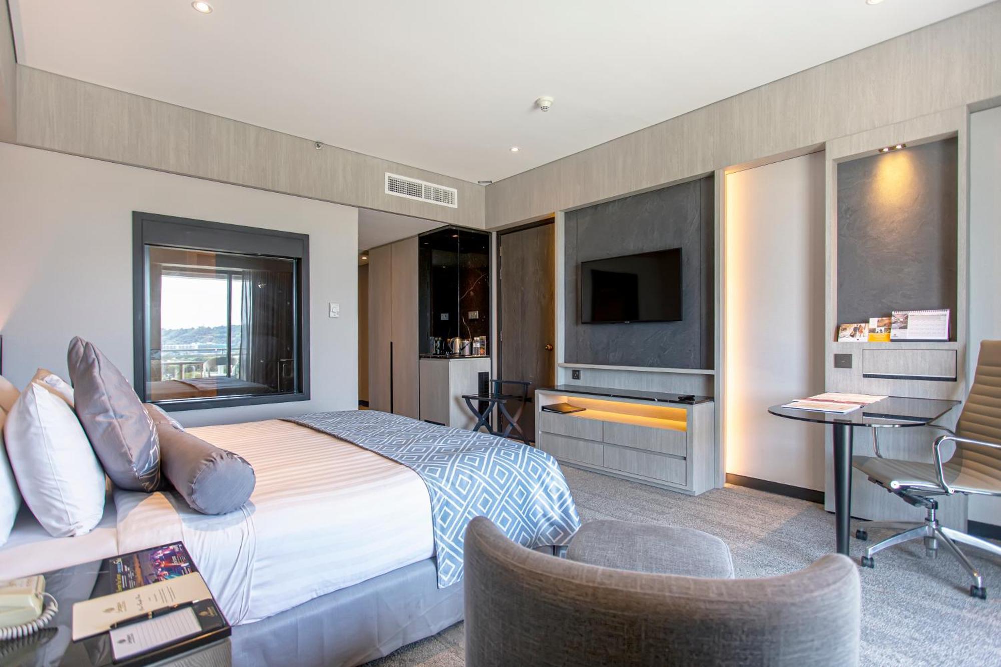 Отель The Pacific Sutera Кота-Кинабалу Экстерьер фото Deluxe Room