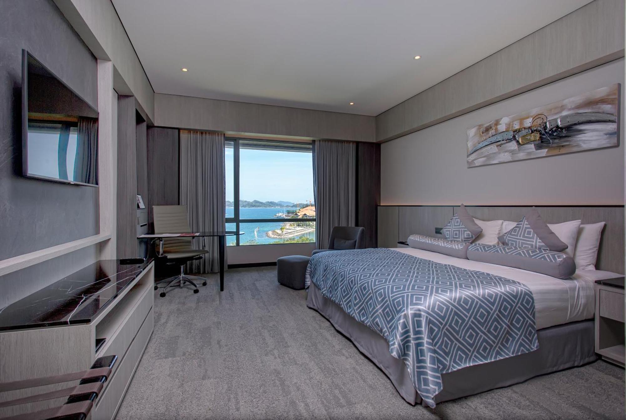 Отель The Pacific Sutera Кота-Кинабалу Экстерьер фото Deluxe Ocean View Room