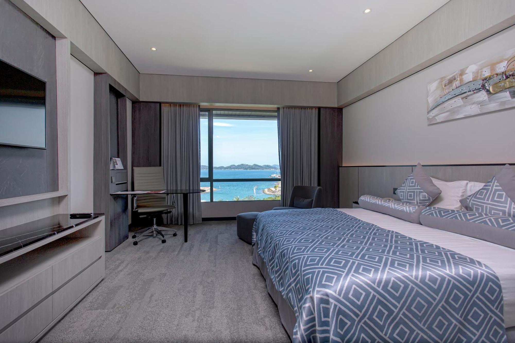 Отель The Pacific Sutera Кота-Кинабалу Экстерьер фото Deluxe Ocean View