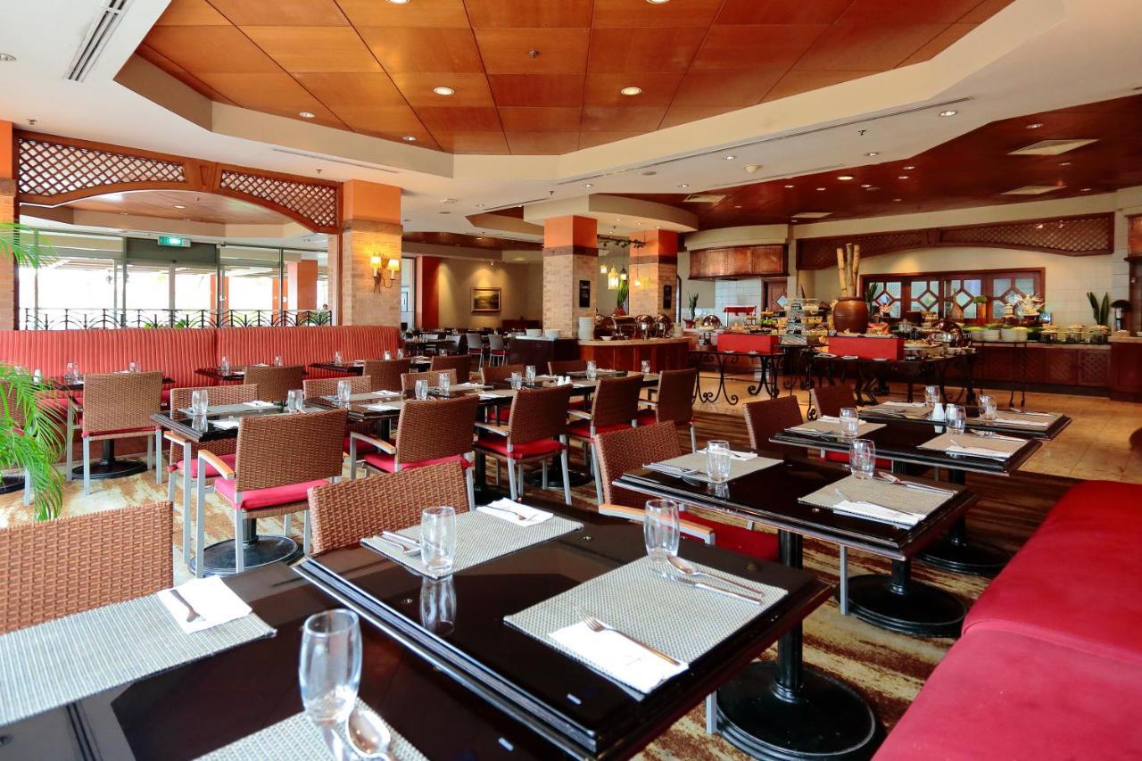 Отель The Pacific Sutera Кота-Кинабалу Экстерьер фото The restaurant